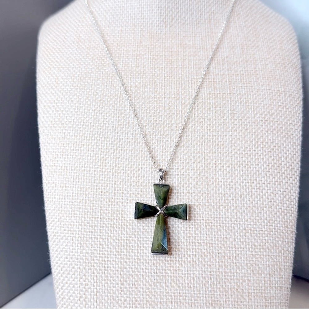 Vintage Irish Connemara Marble Sterling Silver Cross Necklace